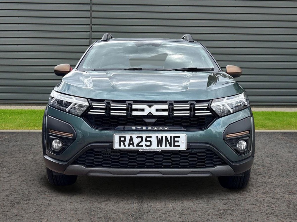 Dacia Sandero Stepway 1.0 Extreme Tce 110 Green #8
