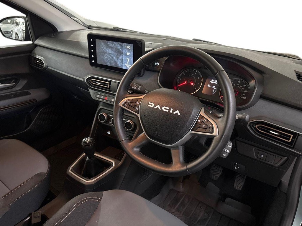 Dacia Sandero Stepway 1.0 Extreme Tce 110 Green #9