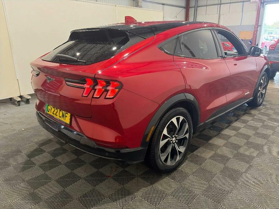 Ford Mustang Mach-E 0.0 Standard Range 70Kwh Suv Red #4