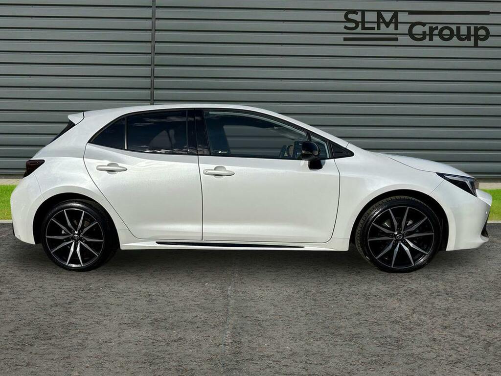 Toyota Corolla 1.8 Vvt-h Gr Sport Hatchback Hybrid Cvt White #2