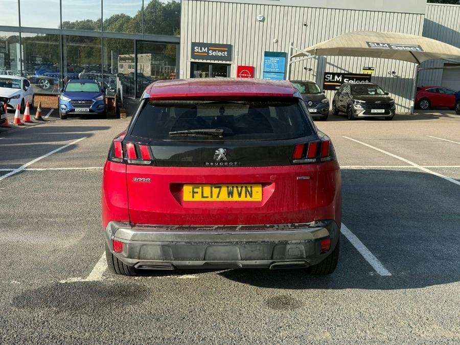 Peugeot 3008 1.2 Puretech Allure Suv Eat Red #4