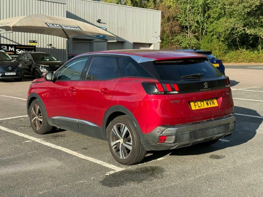 Peugeot 3008 1.2 Puretech Allure Suv Eat Red #5