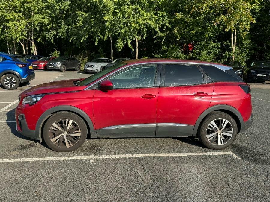 Peugeot 3008 1.2 Puretech Allure Suv Eat Red #6