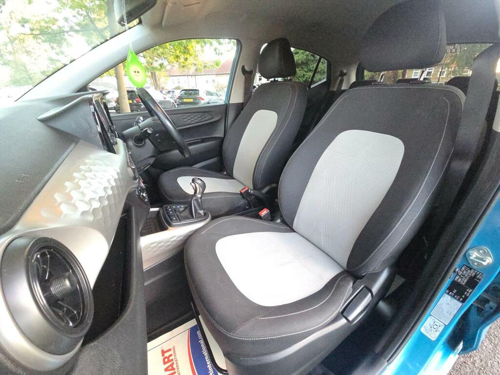 Hyundai I10 1.0 Play White #19