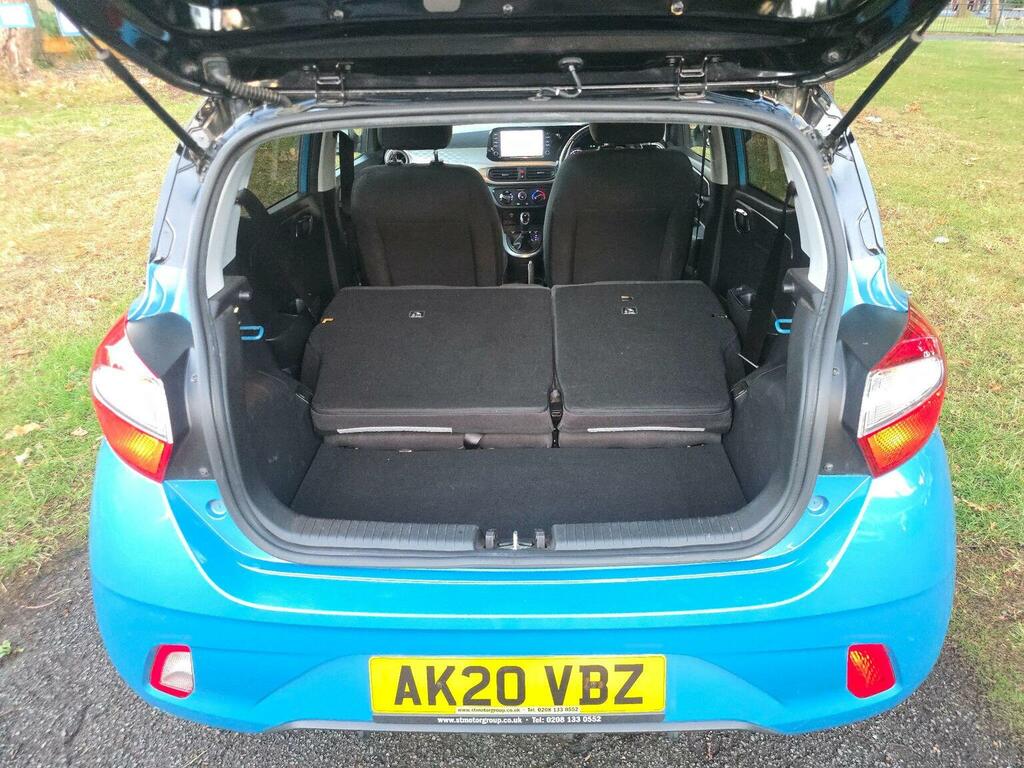 Hyundai I10 1.0 Play White #46