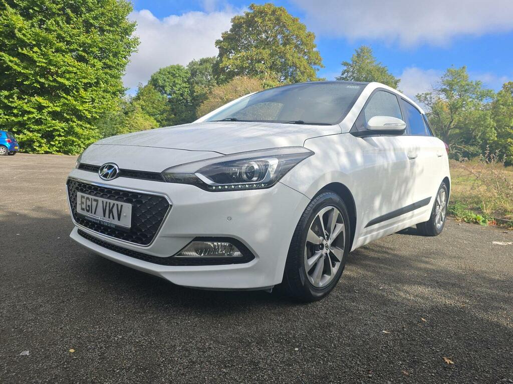 Hyundai I20 Hatchback 1.4 Premium Se Nav Euro 6 2017 White #3