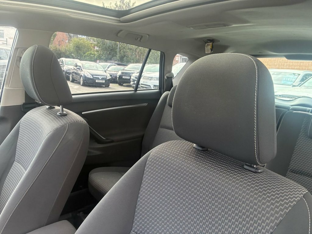 Toyota Verso Grey #19