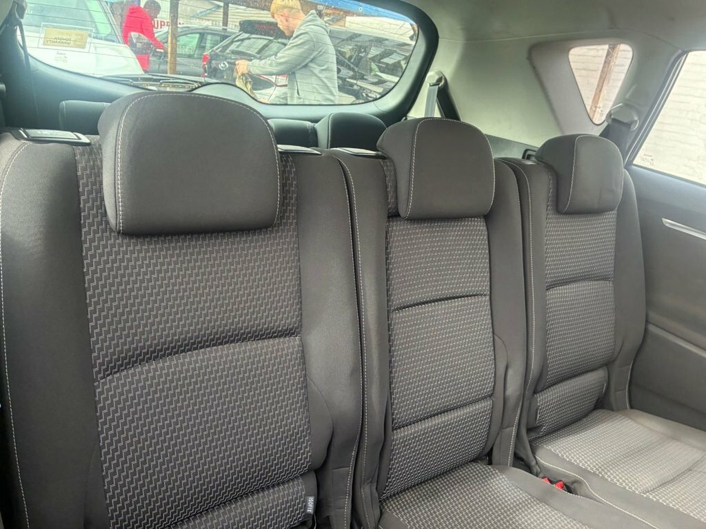 Toyota Verso Grey #17