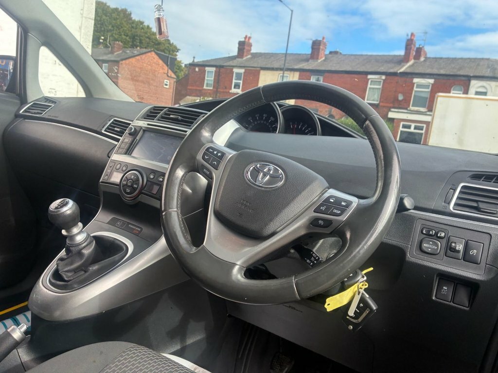 Toyota Verso Grey #14