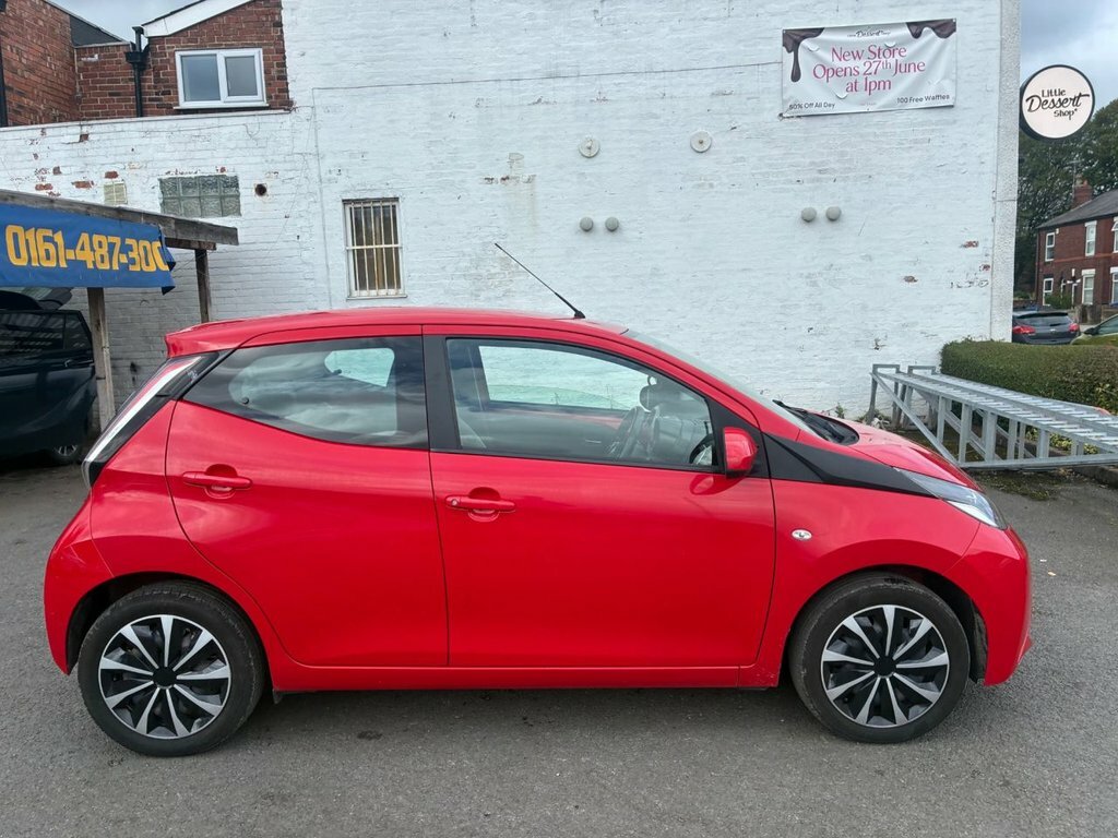 Toyota Aygo 1.0 Vvt-i X-press White #13