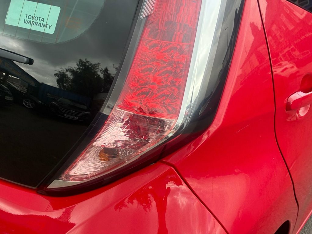Toyota Aygo 1.0 Vvt-i X-press White #30