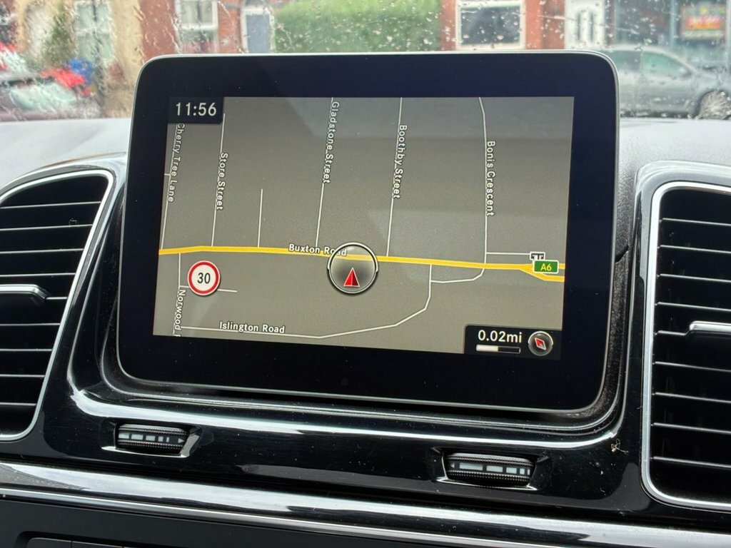 Mercedes-Benz GLE Class Diesel #31