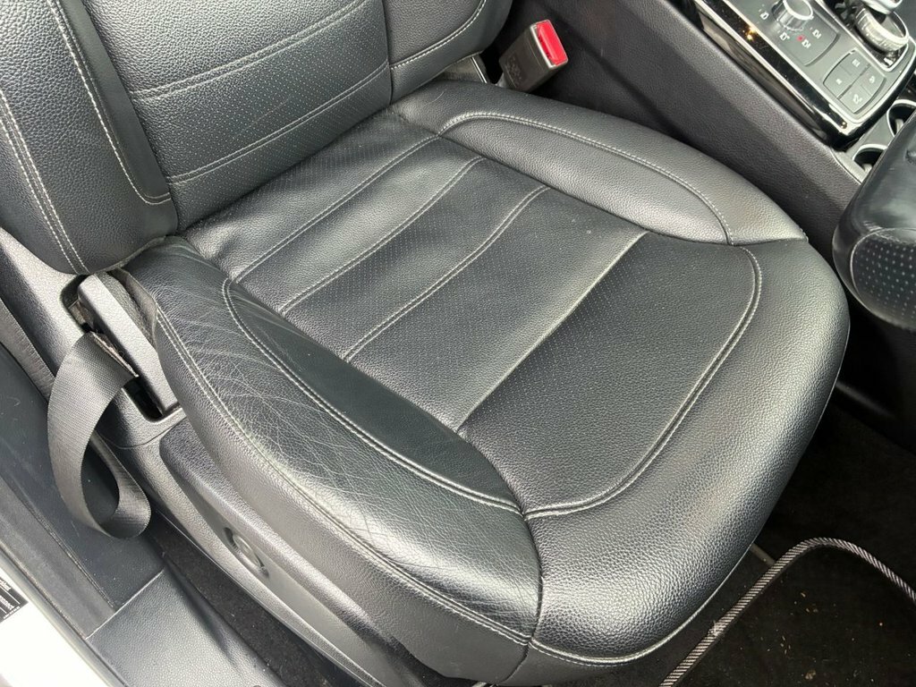 Mercedes-Benz GLE Class Diesel #10