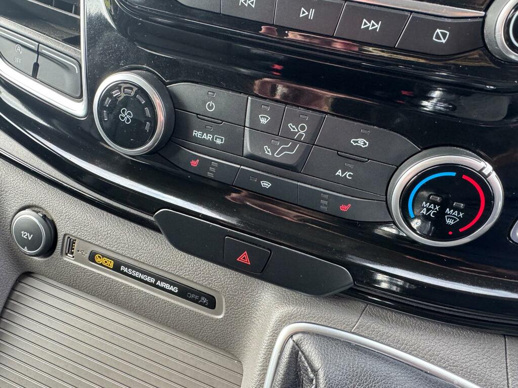 Ford Tourneo Custom 2L Zetec White #30