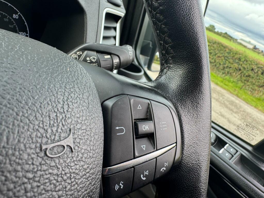 Ford Tourneo Custom 2L Zetec White #29
