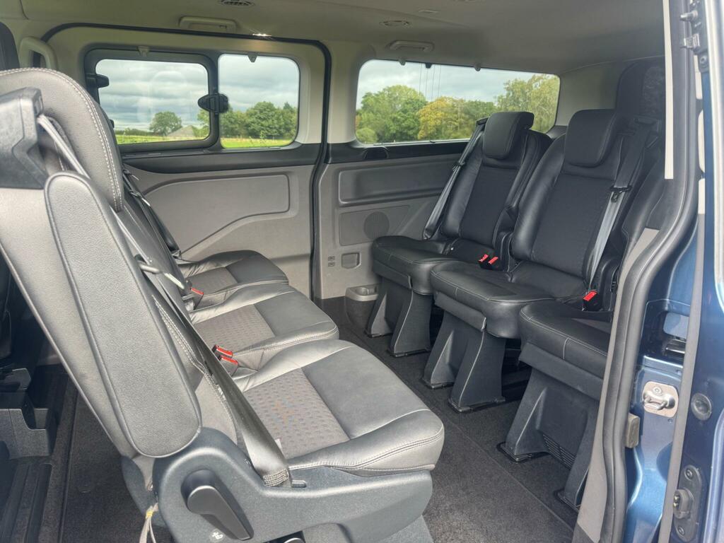 Ford Tourneo Custom 2L Zetec White #10
