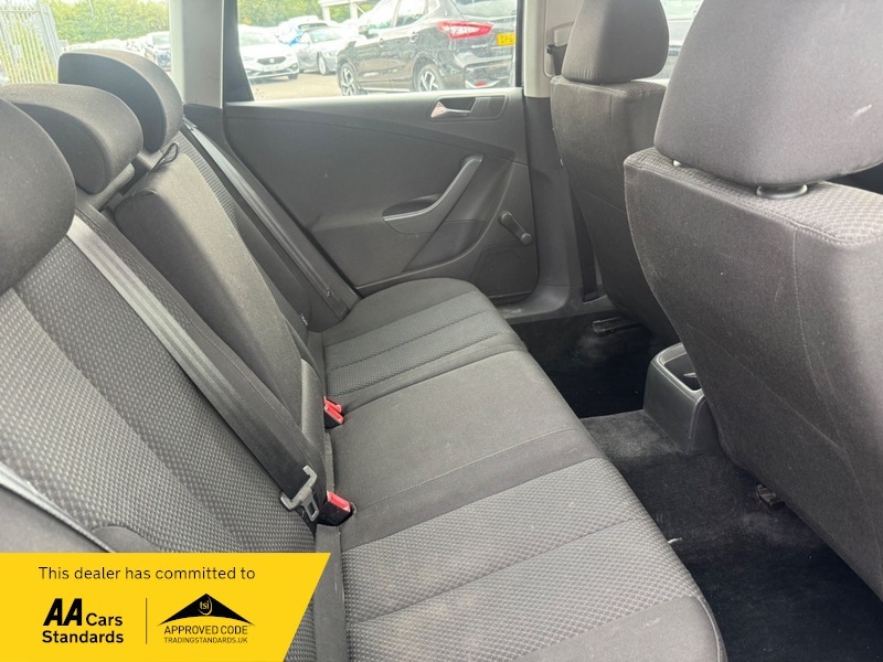 Volkswagen Passat Tdi S Black #7