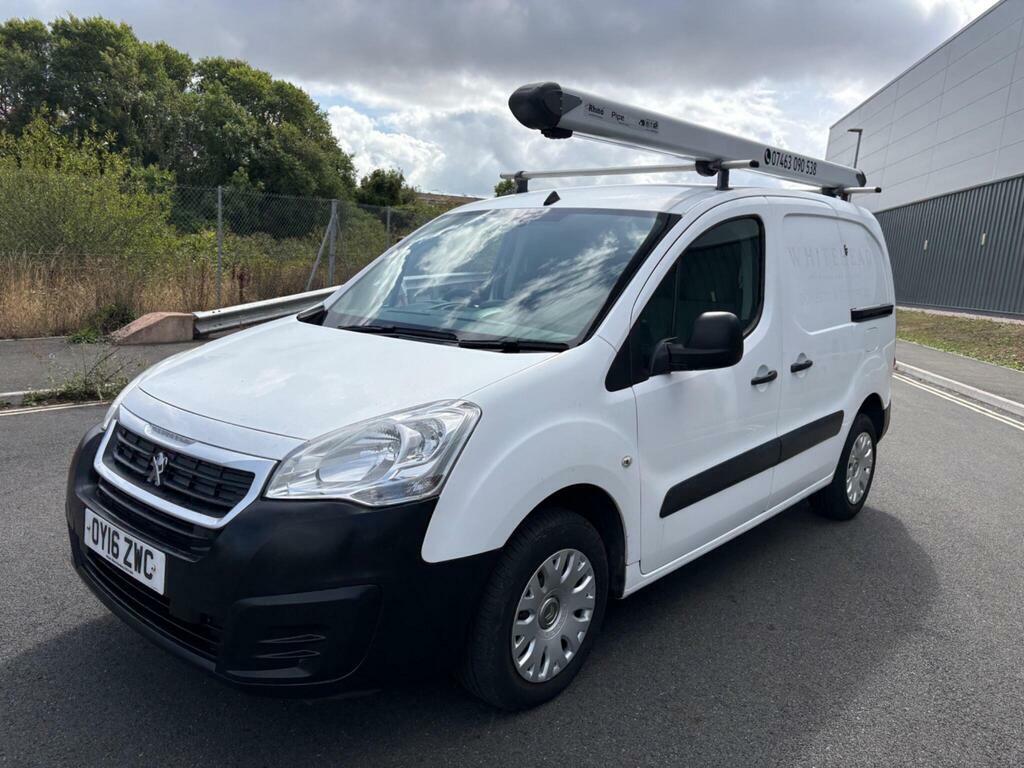 Peugeot Partner Active Blue #20