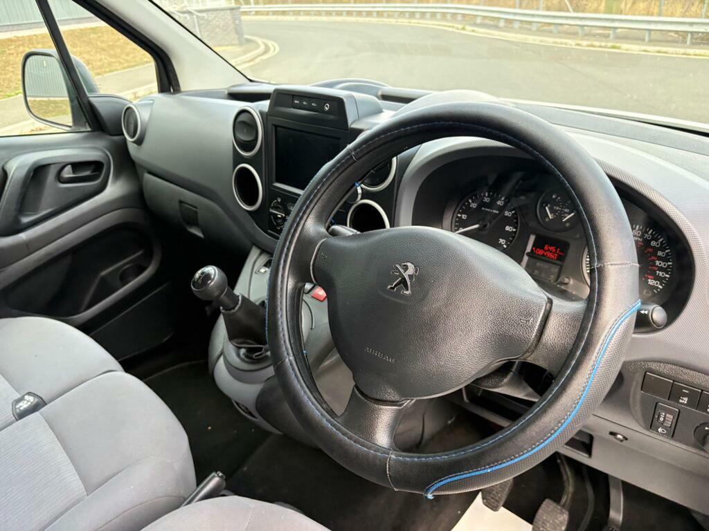 Peugeot Partner Active Blue #12
