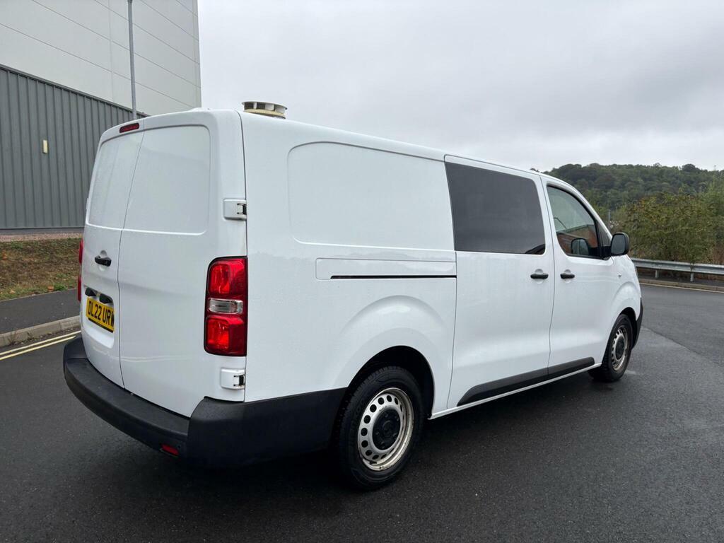 Vauxhall Vivaro 2.0 Turbo D 3100 Dynamic Crew Van L2 H1 Euro 6 S White #6