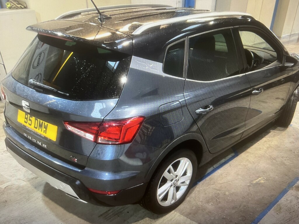 Seat Arona 1.0 Tsi Fr Grey #2