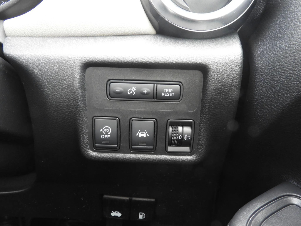 Nissan Micra Hatchback Black #15