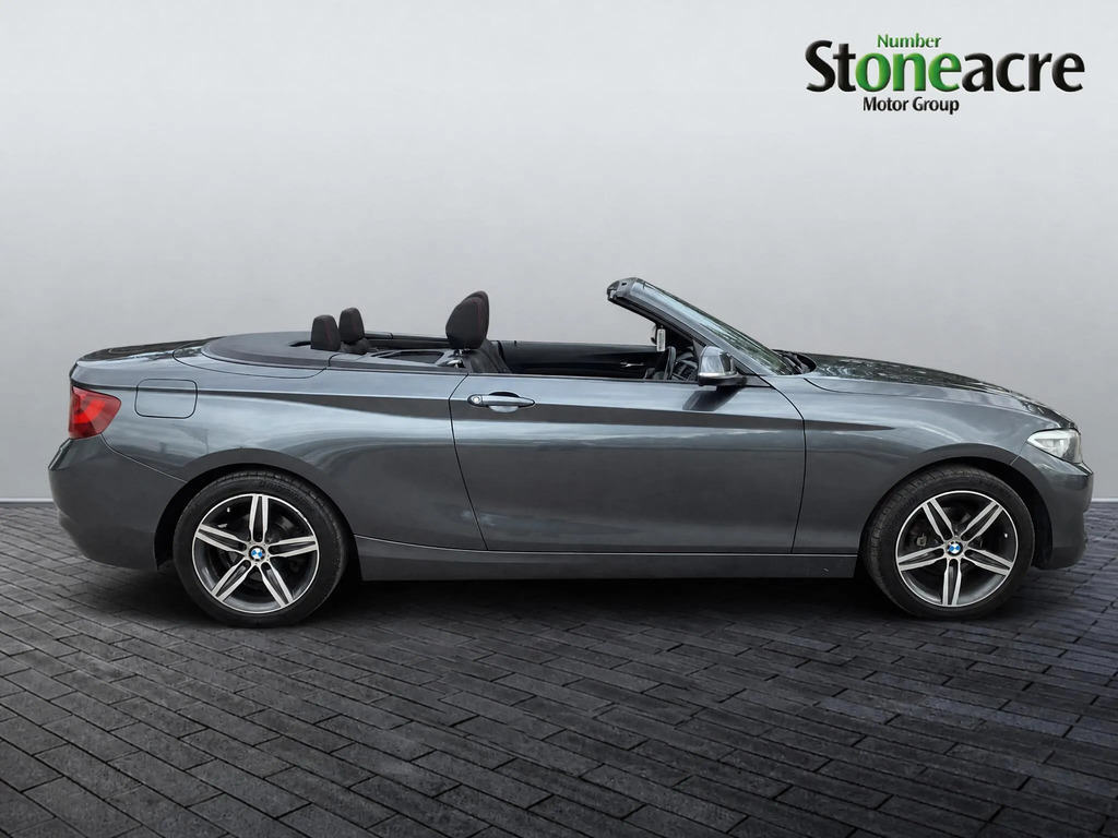 BMW 2 Series  White #8