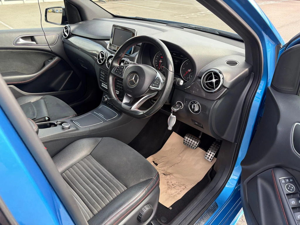 Mercedes-Benz B Class B Class Black #10