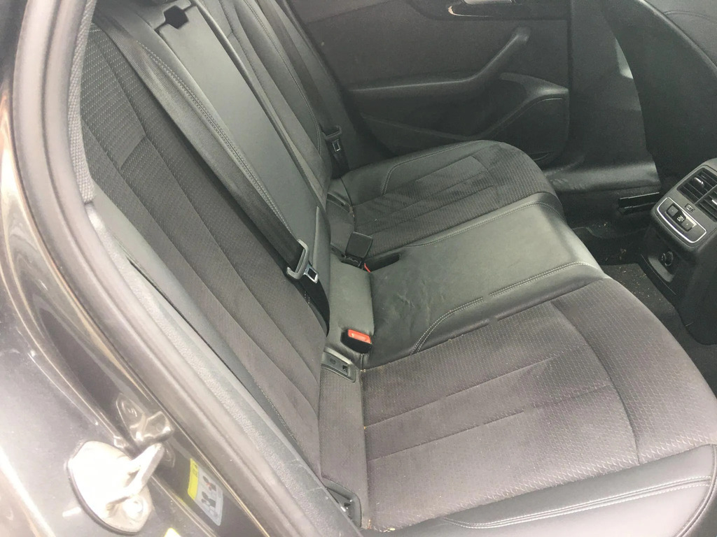 Audi A4 Avant Black Edition White #15