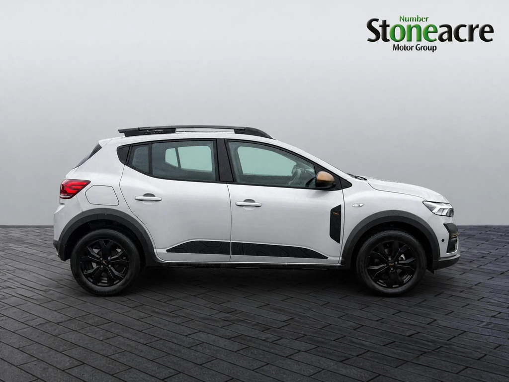 Dacia Sandero Stepway 1.0 Tce Extreme YT24EFS #2