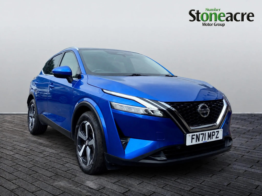 Nissan Qashqai 1.3 Dig-t Mhev Premiere Edition Suv Blue