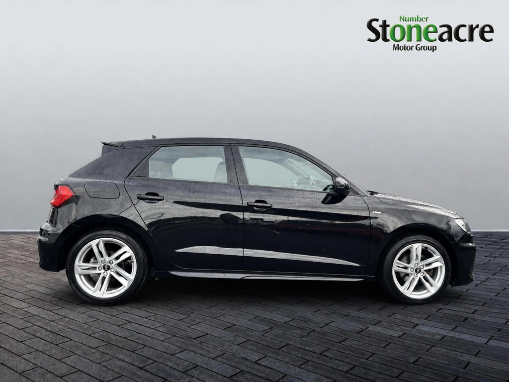 Audi A1 1.0 Tfsi 30 S Line Sportback DX72XCF #2