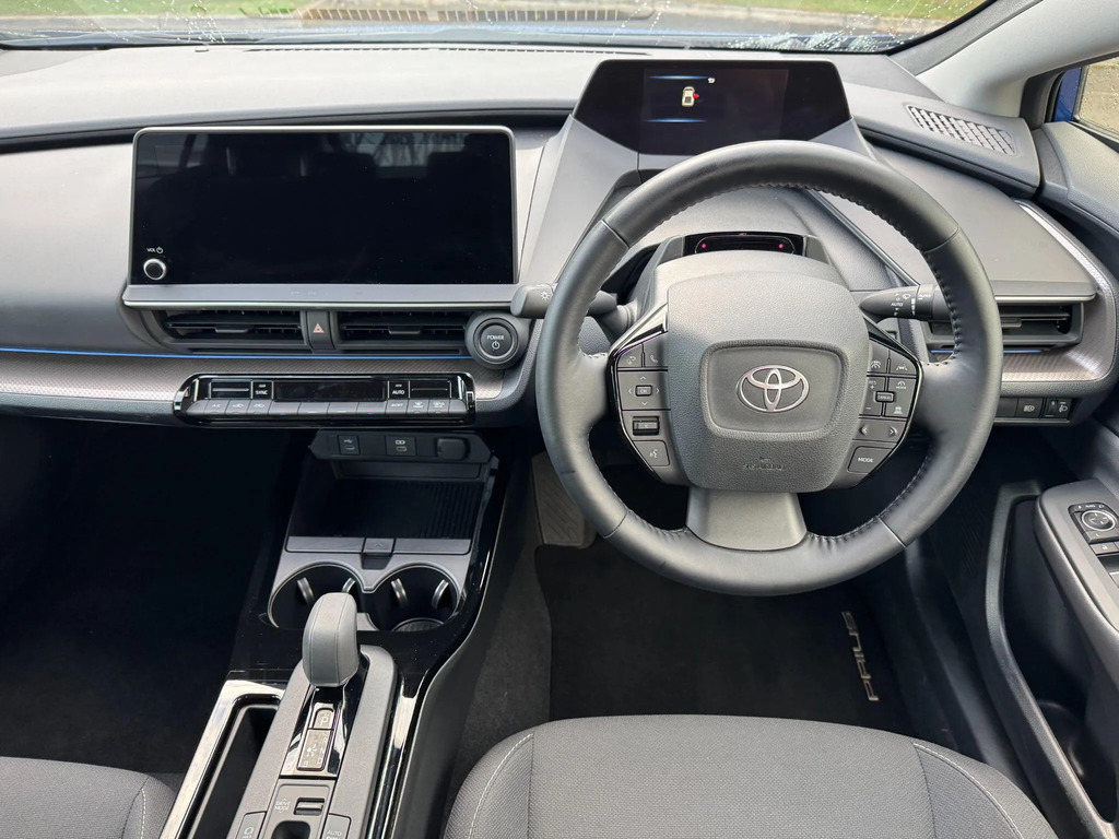 Toyota Prius Excel #15