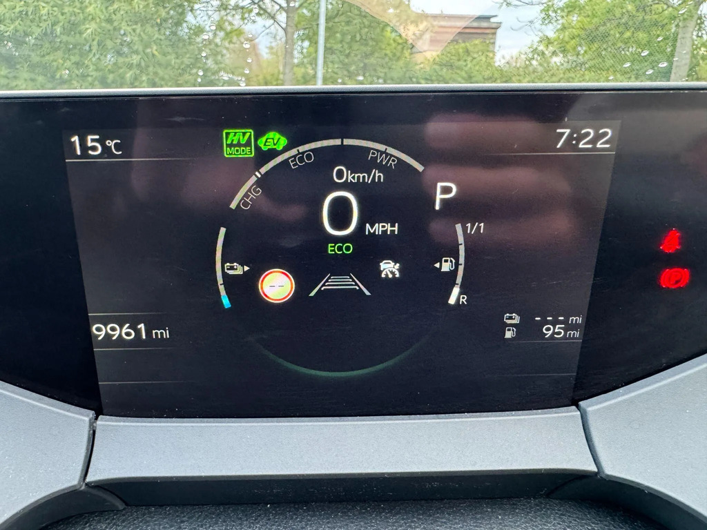 Toyota Prius Excel #17