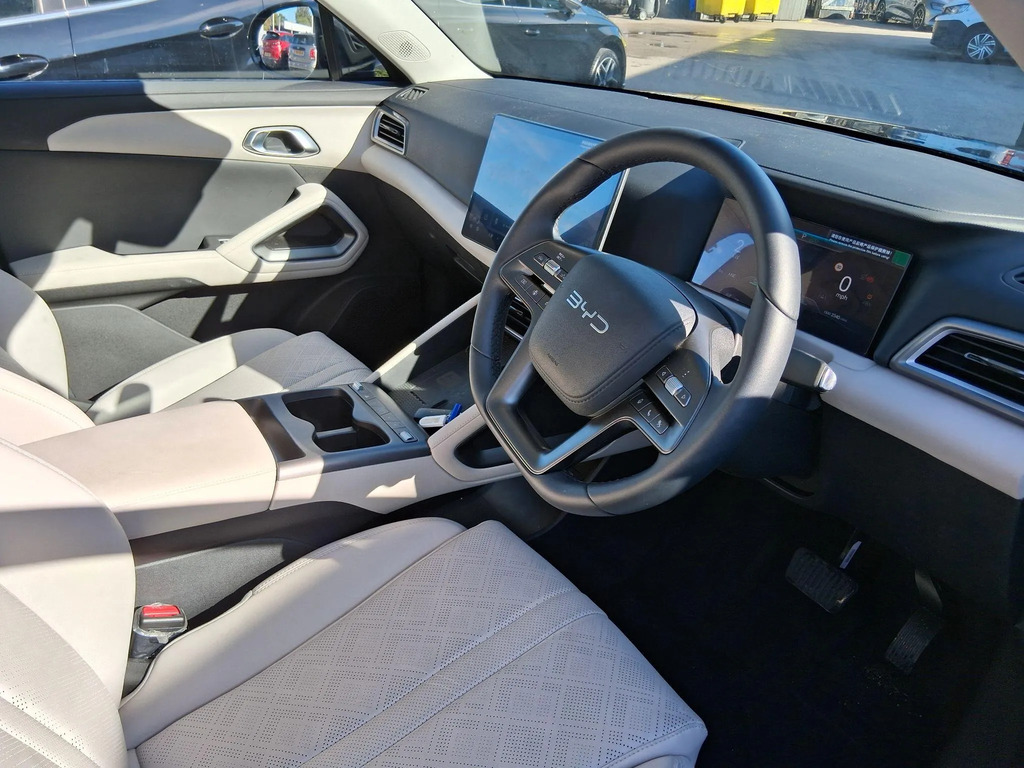 Byd Atto 2 51.1Kwh Boost Suv Black #10