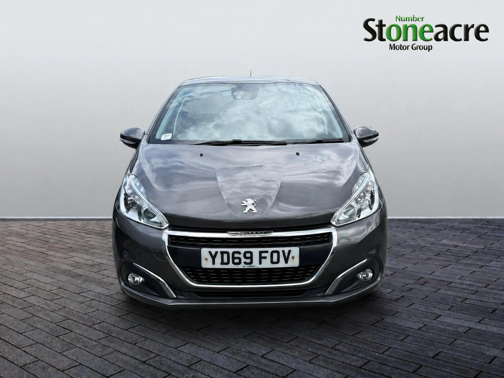 Peugeot 208 1.2 Puretech Tech Edition Hatchback  #2