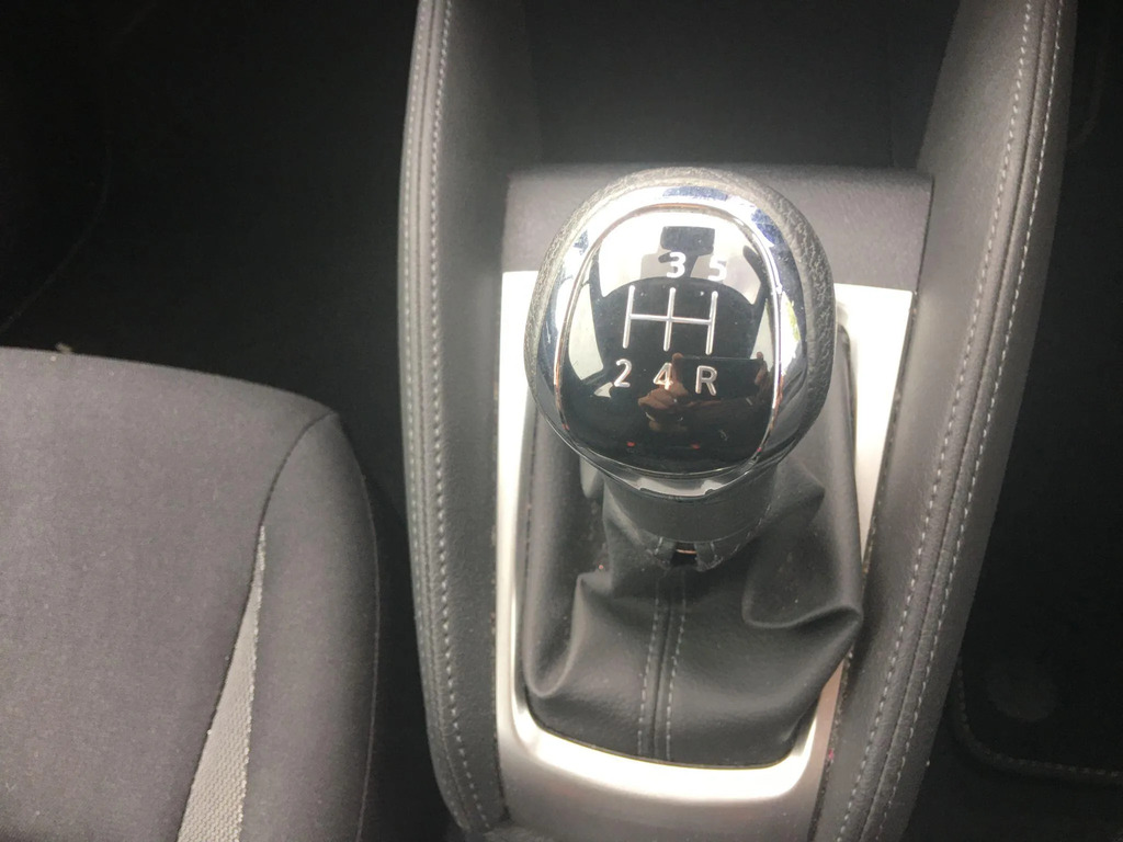 Nissan Micra Acenta Red #18
