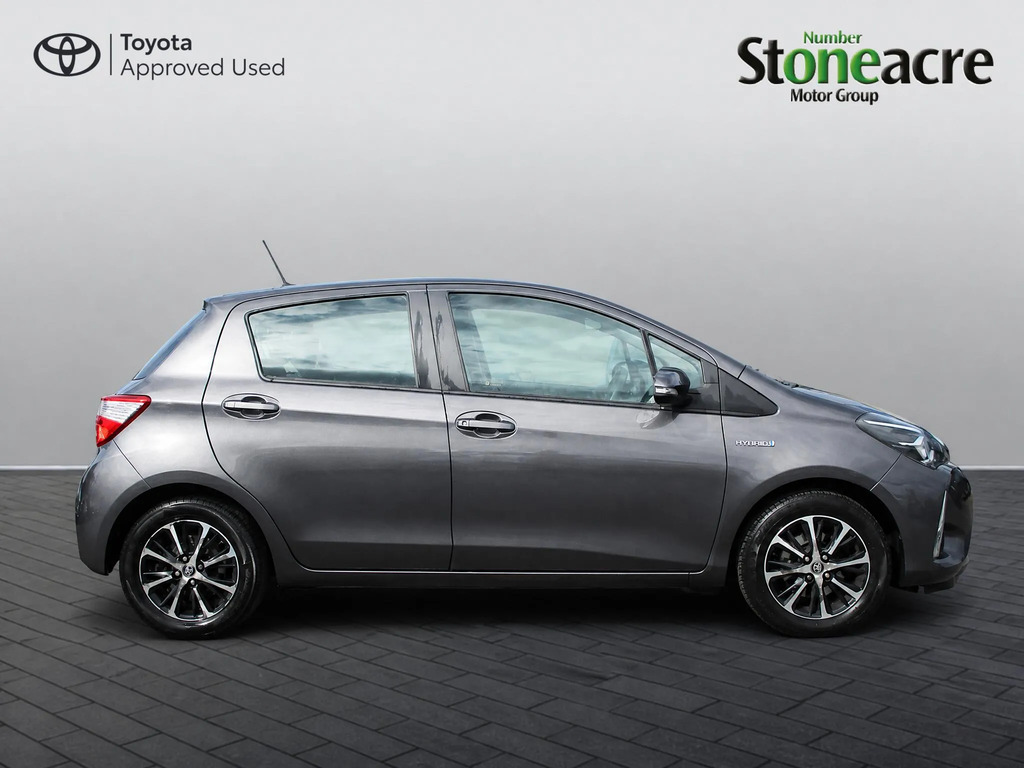 Toyota Yaris 1.5 Vvt-h Icon Tech Hatchback