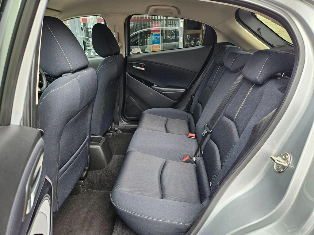 Mazda 2 1.5 Skyactiv-g Mhev Se-l Nav Hatchback White #19
