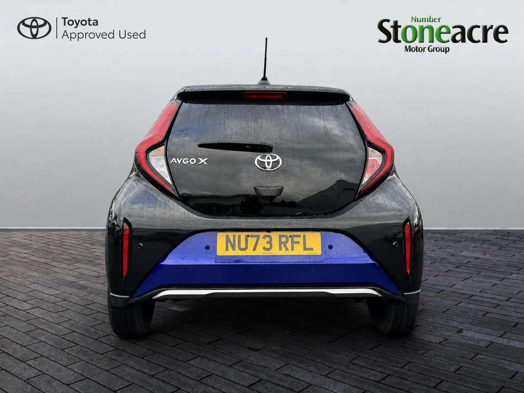 Toyota Aygo X 1.0 Vvt-i Exclusive #4