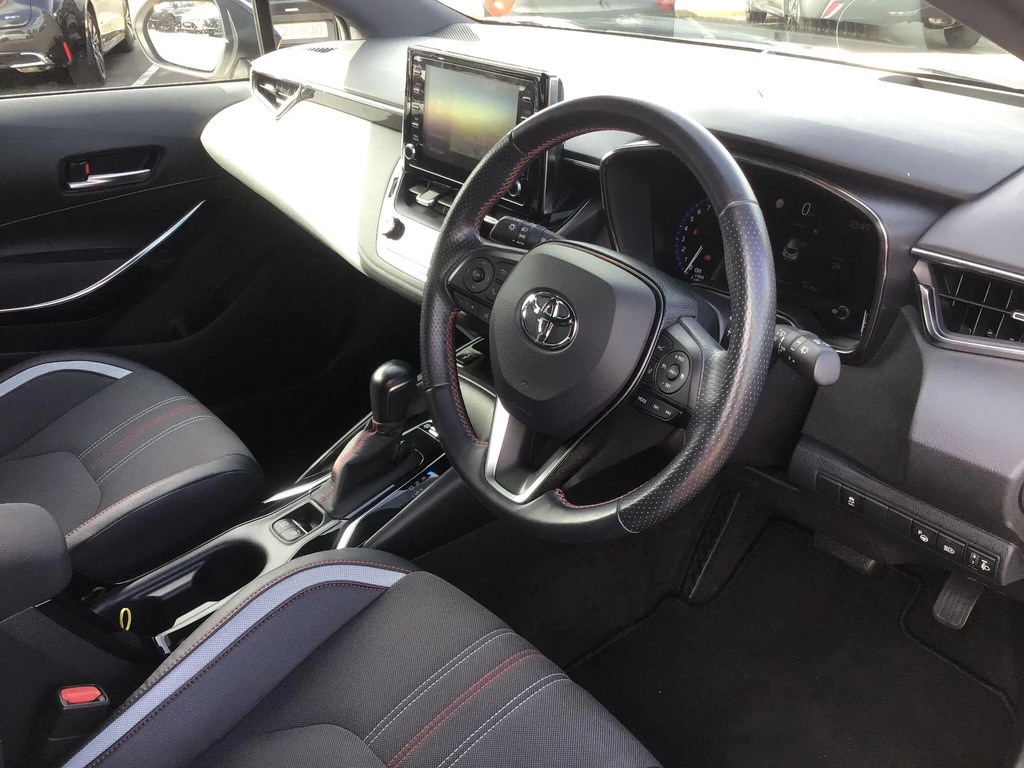 Toyota Corolla 2.0 Vvt-i Hybrid Gr Sport  #5