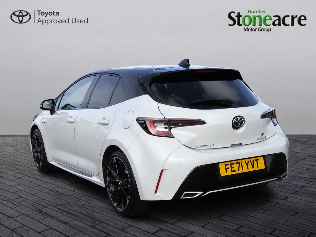 Toyota Corolla 2.0 Vvt-i Hybrid Gr Sport  #3