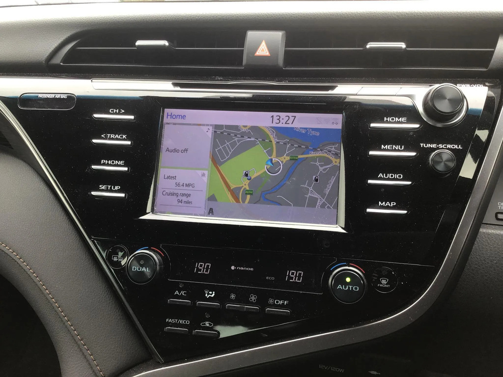 Toyota Camry 2.5 Vvt-h Design Cvt Euro 6 Ss #6