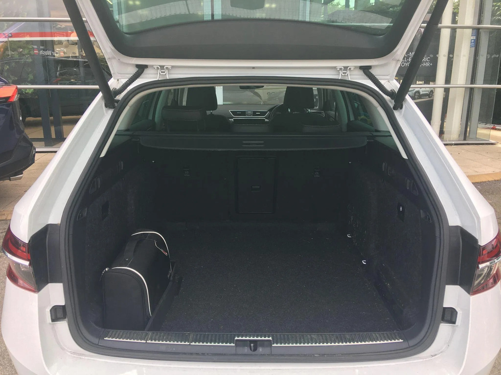 Skoda Superb Se Technology Grey #10