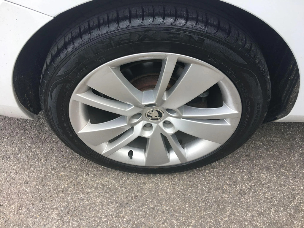 Skoda Superb Se Technology Grey #9
