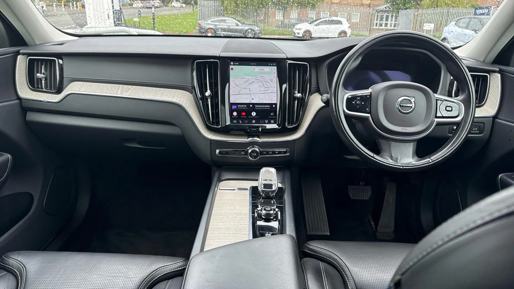 Volvo XC60 Suv  #5