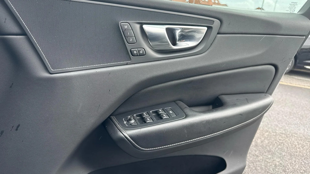 Volvo XC60 Inscription Expression Blue #26