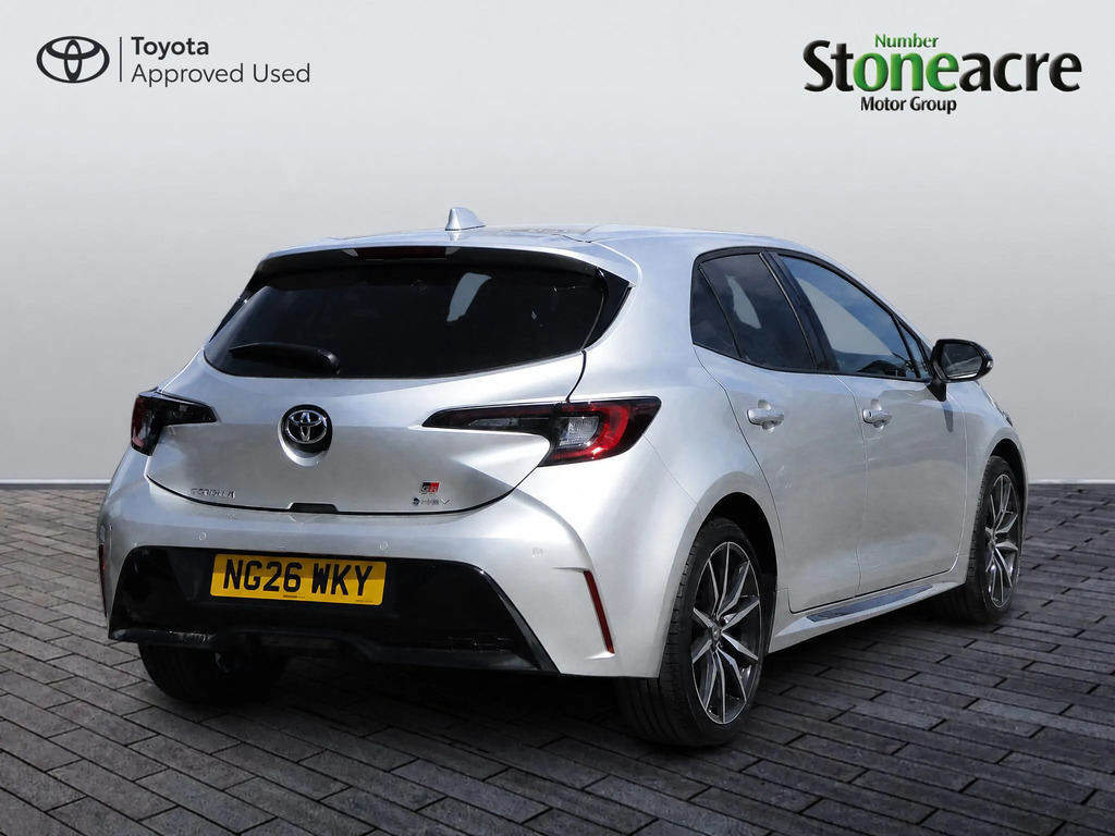 Toyota Corolla 1.8 Vvt-i Hybrid Gr Sport  #3