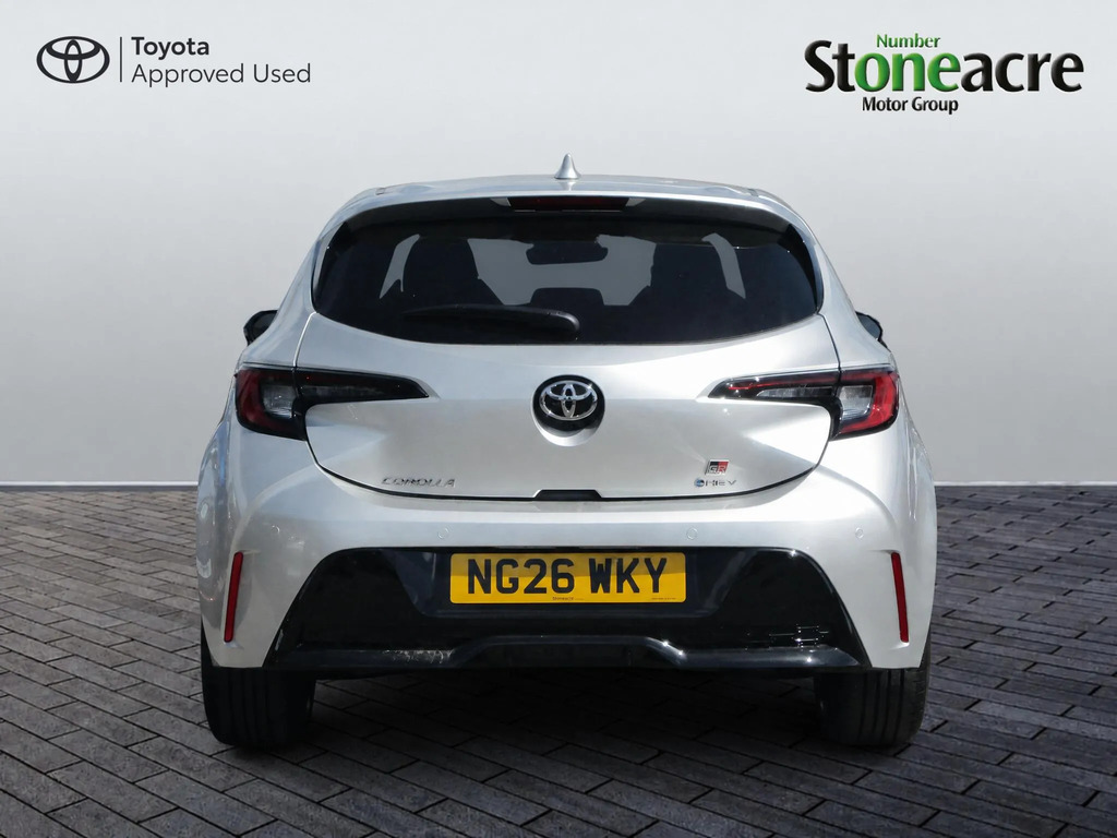 Toyota Corolla 1.8 Vvt-i Hybrid Gr Sport  #4