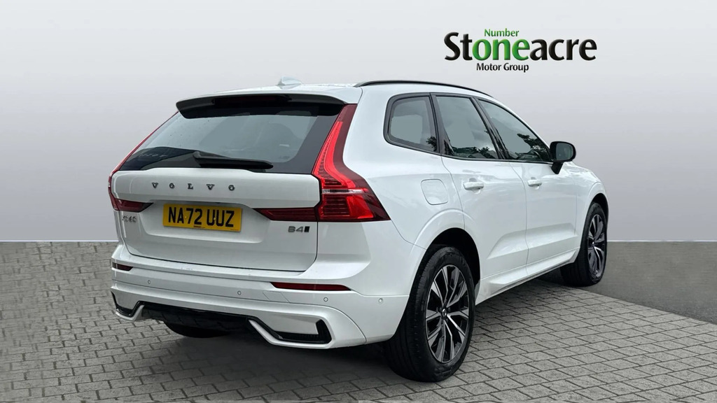 Volvo XC60 Xc60 B4 Mhev Awd White #2